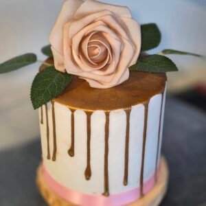 The Sprinkle Lady´s - Gouden Royal Icing1 | deheerlijketaart.nl | hippetaarten.nl